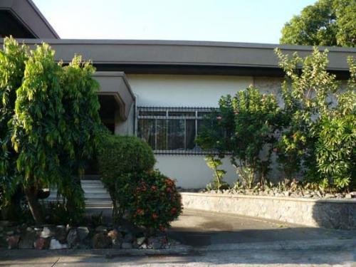 FOR SALE: House Manila Metropolitan Area > Paranaque 4
