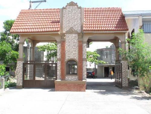 FOR SALE: House Manila Metropolitan Area > Quezon 7