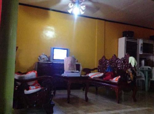 FOR SALE: House Manila Metropolitan Area > Quezon 5