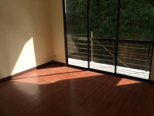 FOR SALE: Apartment / Condo / Townhouse Cebu 6