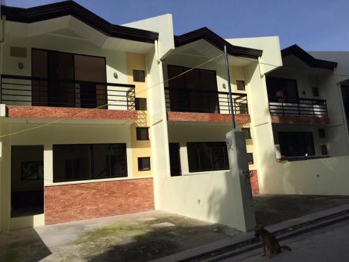 FOR SALE: Apartment / Condo / Townhouse Cebu 12