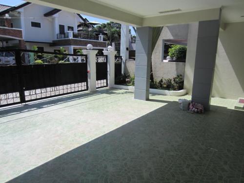 FOR SALE: Apartment / Condo / Townhouse Manila Metropolitan Area > Quezon 6