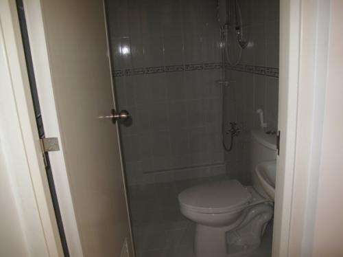 FOR SALE: Apartment / Condo / Townhouse Manila Metropolitan Area > Manila 8