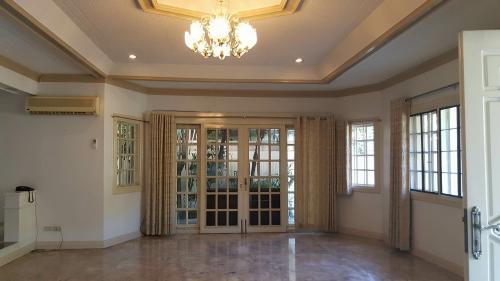 FOR RENT / LEASE: House Manila Metropolitan Area > Pasig