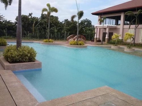 FOR SALE: Lot / Land / Farm Laguna > Calamba 3
