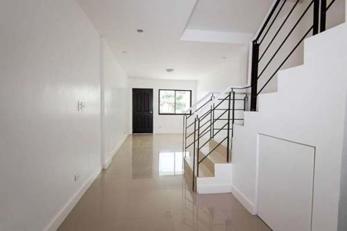 FOR SALE: Apartment / Condo / Townhouse Manila Metropolitan Area > Pasig 5