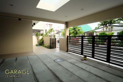 FOR SALE: House Manila Metropolitan Area > Las Pinas 1