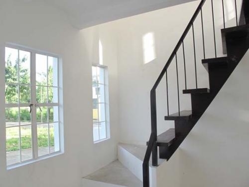 FOR SALE: Apartment / Condo / Townhouse Rizal 1