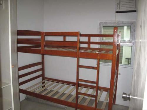 FOR SALE: Apartment / Condo / Townhouse Manila Metropolitan Area > Caloocan 2