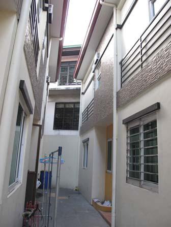 FOR SALE: Apartment / Condo / Townhouse Manila Metropolitan Area > Caloocan 7