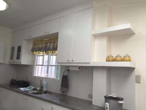 FOR SALE: House Manila Metropolitan Area > Paranaque 5