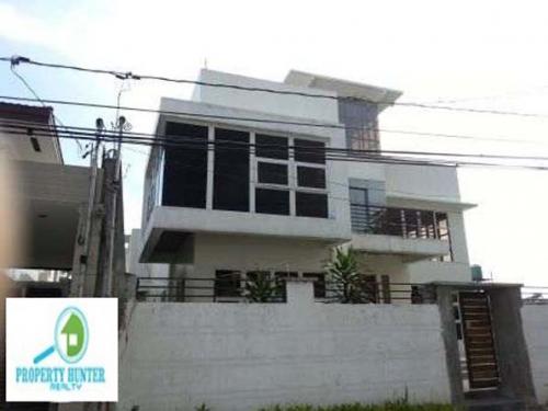 FOR SALE: House Manila Metropolitan Area > Paranaque 3