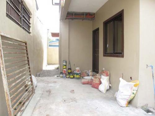 FOR SALE: House Manila Metropolitan Area > Quezon 8