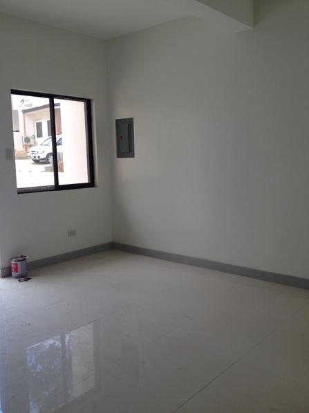 FOR SALE: Apartment / Condo / Townhouse Manila Metropolitan Area > Marikina 5