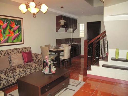 FOR SALE: House Rizal > Antipolo 4