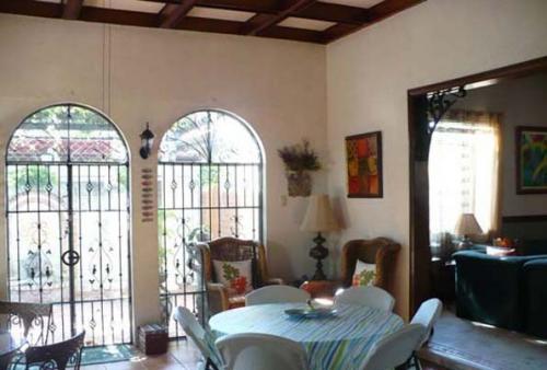 FOR SALE: House Manila Metropolitan Area > Paranaque 16