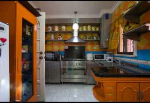 FOR SALE: House Manila Metropolitan Area > Las Pinas 6