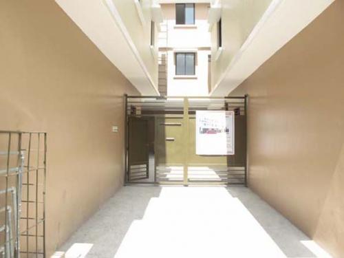 FOR SALE: Apartment / Condo / Townhouse Manila Metropolitan Area > Quezon 10