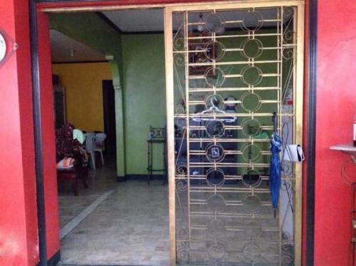 FOR SALE: House Manila Metropolitan Area > Quezon 9