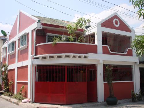 FOR SALE: House Manila Metropolitan Area > Caloocan