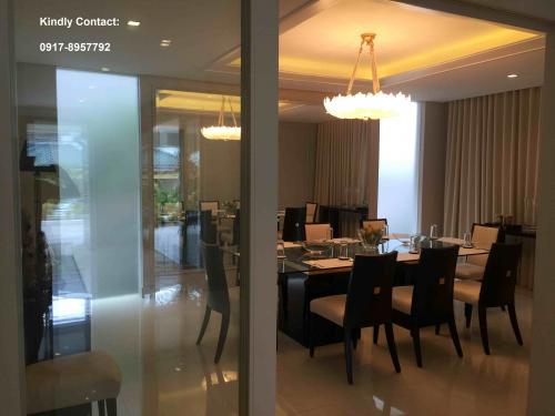FOR SALE: House Manila Metropolitan Area > Quezon