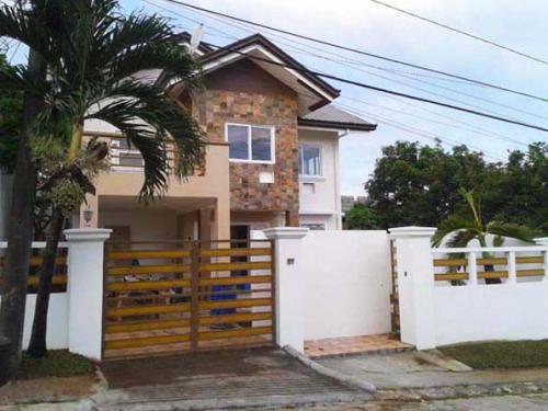 FOR SALE: House Manila Metropolitan Area > Quezon 8