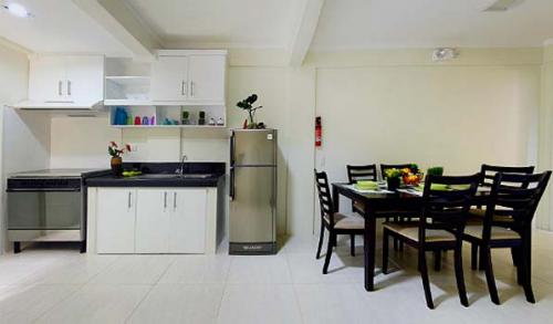 FOR SALE: House Manila Metropolitan Area > Makati 1
