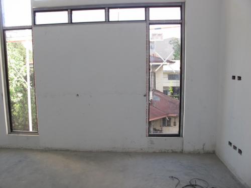 FOR SALE: House Manila Metropolitan Area > Manila 9