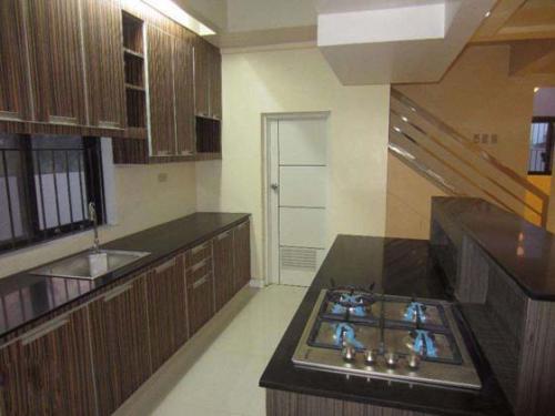 FOR SALE: House Manila Metropolitan Area > Pasig 8