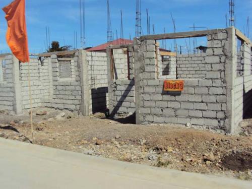 FOR SALE: Apartment / Condo / Townhouse Rizal 4