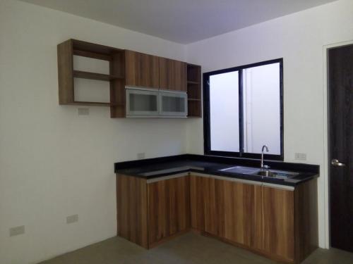 FOR SALE: House Manila Metropolitan Area > Marikina 2