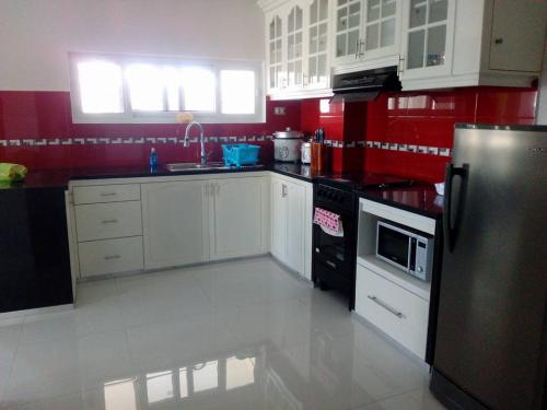 FOR SALE: House Cebu > Mactan 3
