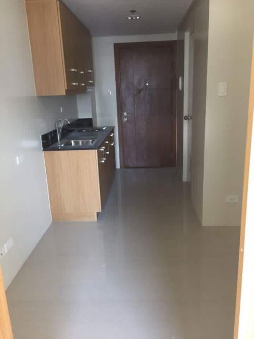FOR SALE: Apartment / Condo / Townhouse Manila Metropolitan Area > Pasay 4