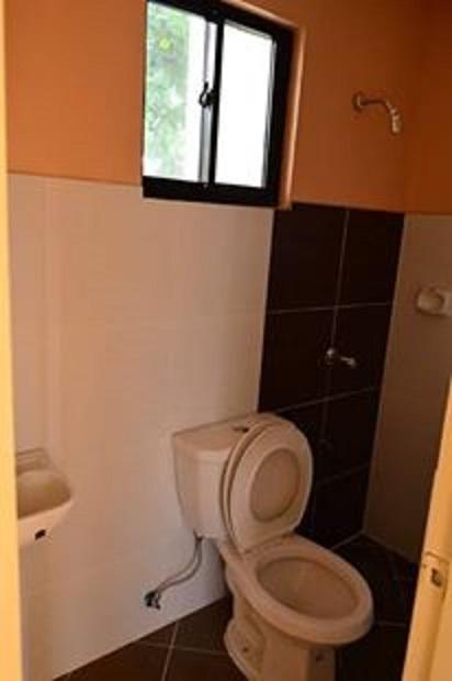 FOR SALE: House Rizal 6