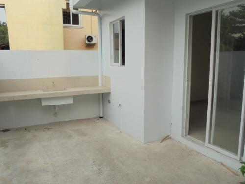 FOR SALE: House Rizal 1