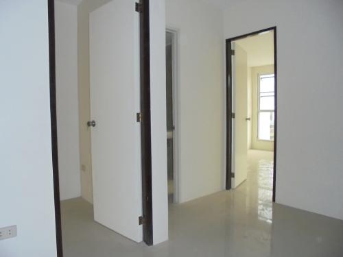 FOR SALE: House Rizal 6