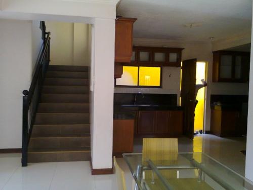 FOR SALE: House Cebu > Other areas 4