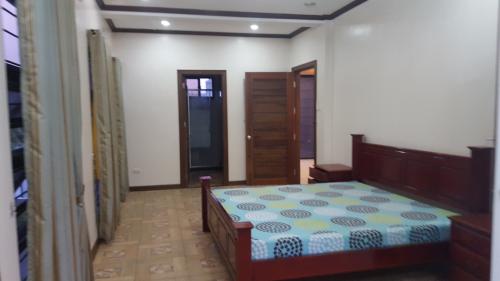 FOR RENT / LEASE: House Cebu > Cebu City 3