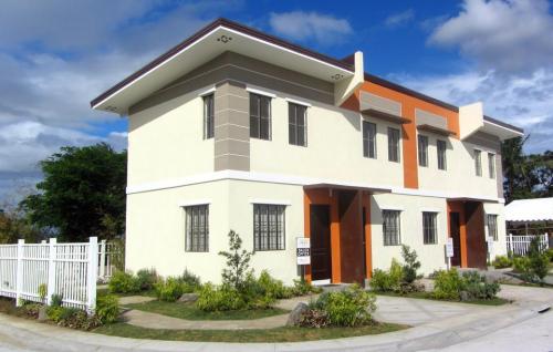 FOR SALE: House Cavite 1