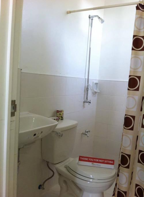 FOR SALE: House Cavite 7