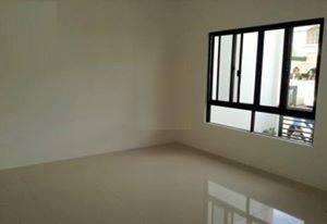 FOR SALE: Apartment / Condo / Townhouse Manila Metropolitan Area > Las Pinas 1