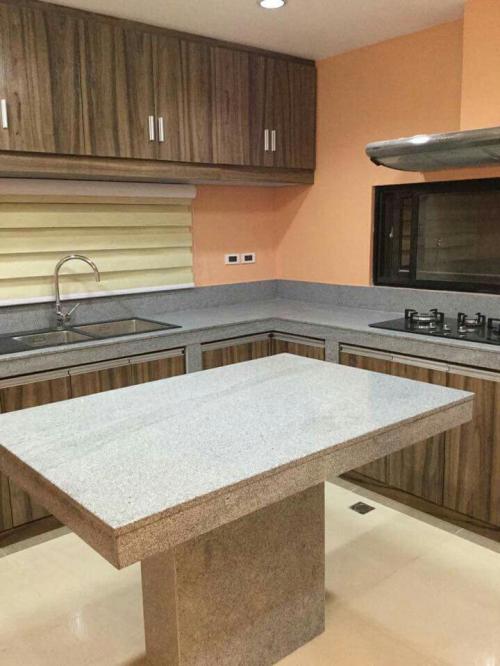 Island kitchen