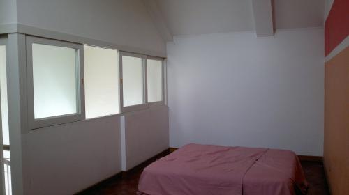 FOR RENT / LEASE: Apartment / Condo / Townhouse Cavite 2