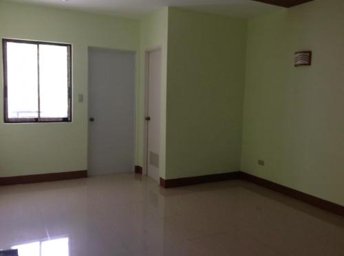 FOR SALE: Apartment / Condo / Townhouse Rizal > Antipolo 8