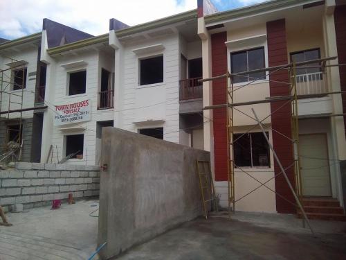 FOR SALE: Apartment / Condo / Townhouse Rizal > Antipolo