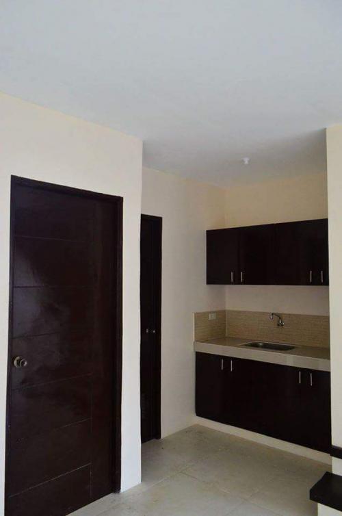 FOR SALE: House Rizal 6