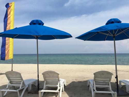 FOR SALE: Beach / Resort Batangas