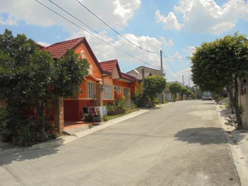 FOR SALE: House Rizal 3