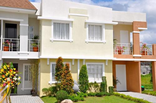 FOR SALE: House Cavite