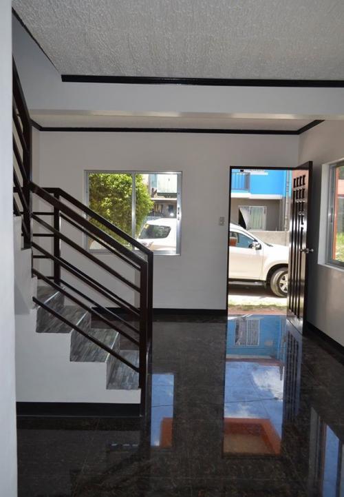 FOR SALE: Apartment / Condo / Townhouse Rizal 5